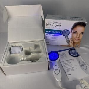 NEW! Revive Light Therapy Acne treatment Deep Penetrating Light Therapy